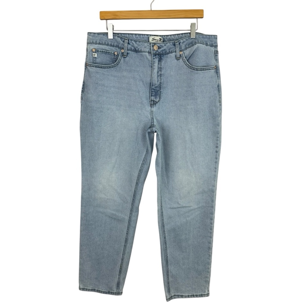 Seven7 Straight Jeans in Light Stonewash Women's Size 16